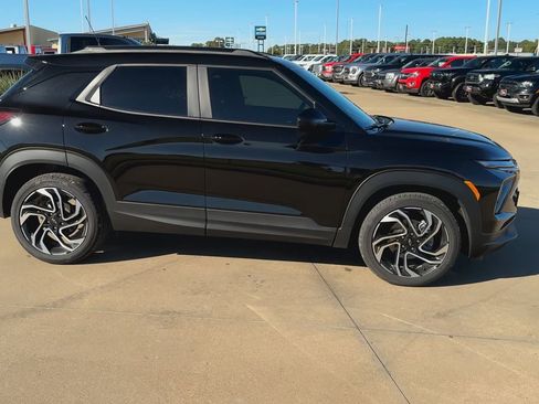 New 2026 Chevrolet TrailBlazer RS w/ Convenience Package image 2