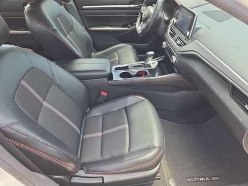 Used 2024 Nissan Altima 2.5 SR FWD image 22