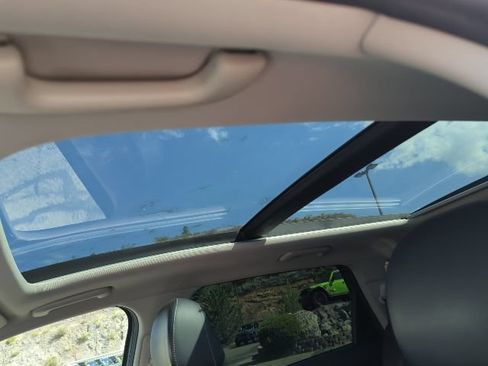 Used 2021 Kia Sorento EX w/ Panoramic Sunroof Package AWD/4WD image 6