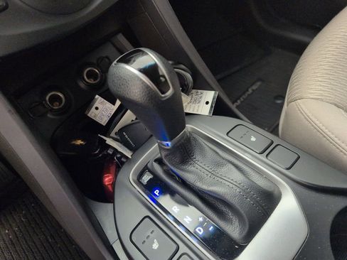 Used 2018 Hyundai Santa Fe Sport w/ 2.4L Value Package 02 image 32