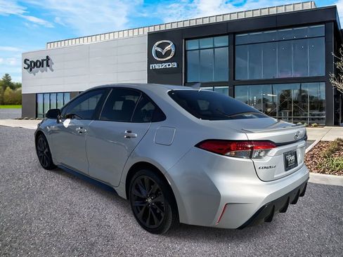 Used 2023 Toyota Corolla SE image 5