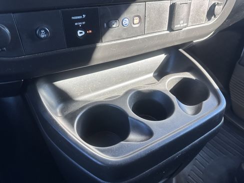 Used 2024 GMC Savana 2500 w/ Driver Convenience Package image 24