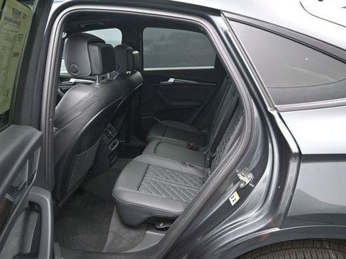 Used 2023 Audi SQ5 Premium Plus w/ Premium Plus Package AWD/4WD image 28