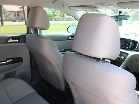 Used 2019 Kia Sportage LX FWD image 28