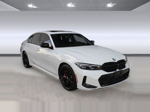 Used 2023 BMW 330i xDrive 330i xDrive w/ M Sport Package image 7