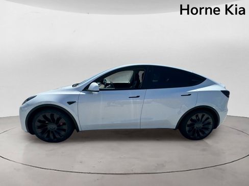 Used 2022 Tesla Model Y Performance AWD/4WD image 6