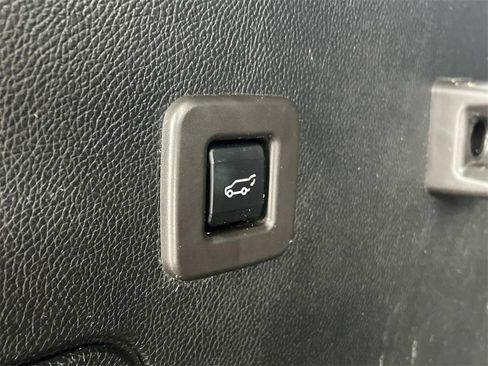 Used 2013 Ford Expedition EL Limited image 8