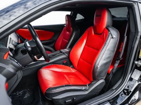 Used 2011 Chevrolet Camaro SS w/ Interior Accent Trim Package image 4