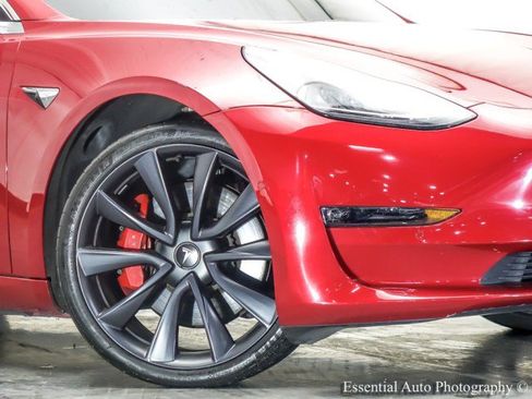 Used 2020 Tesla Model 3 Performance image 3