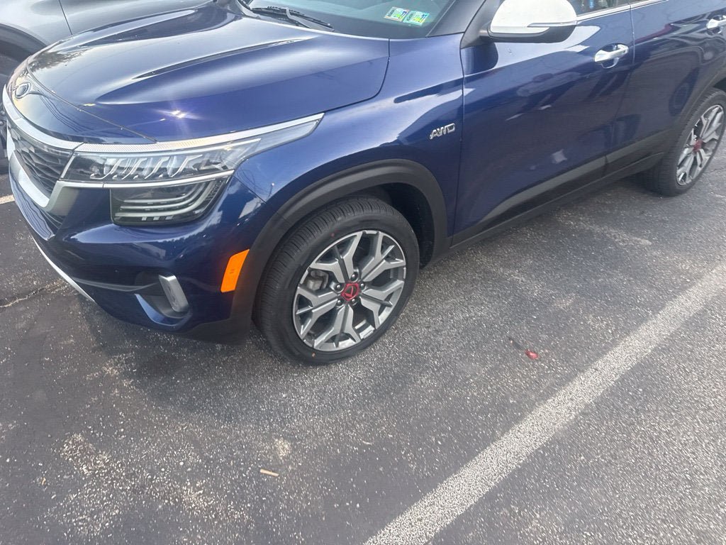 Used 2021 Kia Seltos SX AWD/4WD image 3