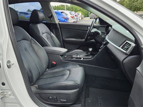 Used 2020 Kia Optima Premium image 17