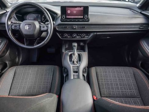 Used 2025 Honda HR-V Sport image 11