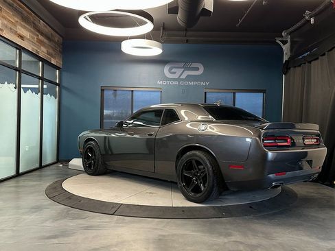Used 2018 Dodge Challenger SXT w/ Sound Group image 5