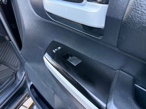 Used 2015 Toyota Tundra SR5 image 24