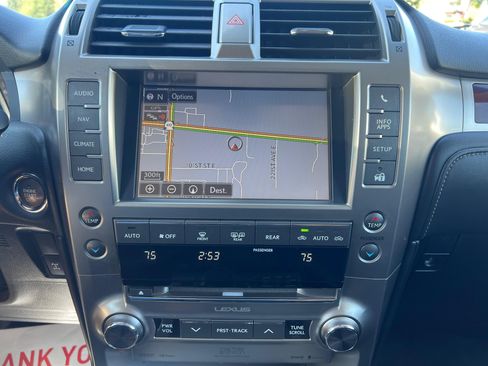 Used 2019 Lexus GX 460 Luxury image 17