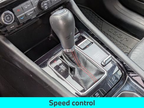Used 2024 Jeep Compass Trailhawk AWD/4WD image 24