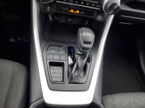 Used 2023 Toyota RAV4 XLE image 22