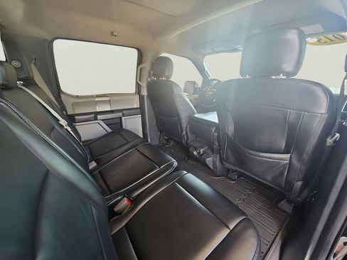 Used 2015 Ford F150 XLT w/ Equipment Group 302A Luxury AWD/4WD image 42