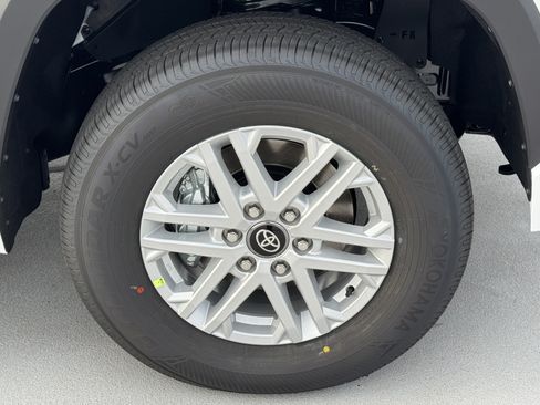 New 2026 Toyota Tundra SR5 AWD/4WD image 15