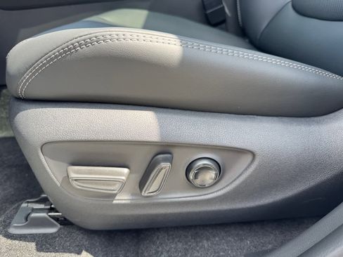 Certified 2025 Toyota RAV4 Limited image 15