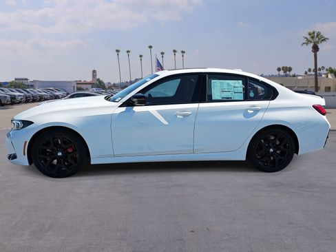 New 2026 BMW 330i Sedan w/ M Sport Package image 8