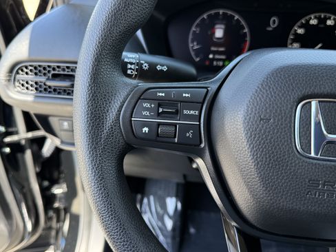 Used 2024 Honda HR-V LX image 21