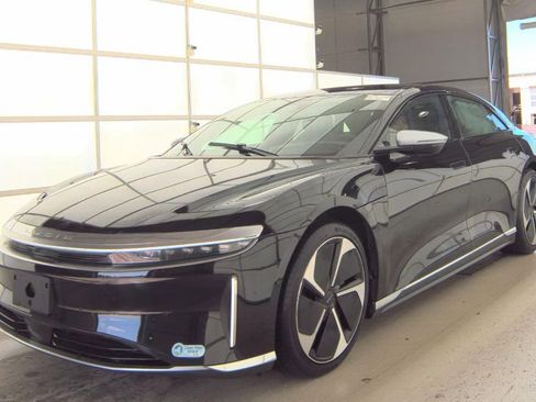 Used 2024 Lucid Air Grand Touring image 2