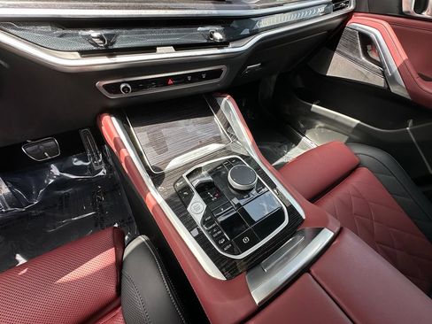 Used 2025 BMW X6 xDrive40i w/ Premium Package AWD/4WD image 32