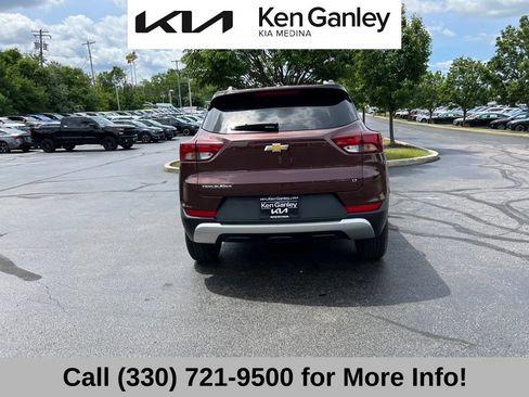 Used 2022 Chevrolet TrailBlazer LT FWD image 11