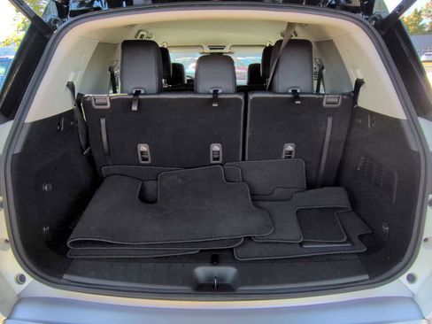 Used 2022 Nissan Pathfinder SL image 35