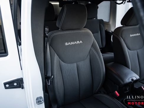 Used 2016 Jeep Wrangler Unlimited Sahara image 34