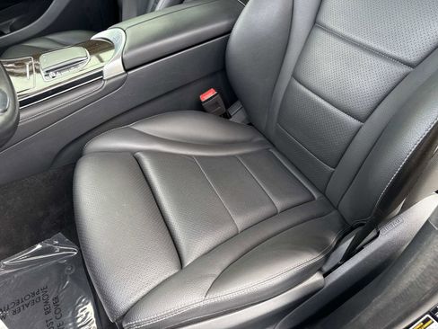 Used 2020 Mercedes-Benz GLC 300 GLC 300 image 20