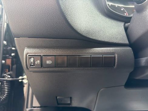 Certified 2025 Toyota Corolla LE FWD image 29