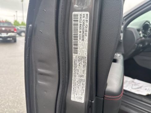 Used 2024 Dodge Durango GT AWD/4WD image 25