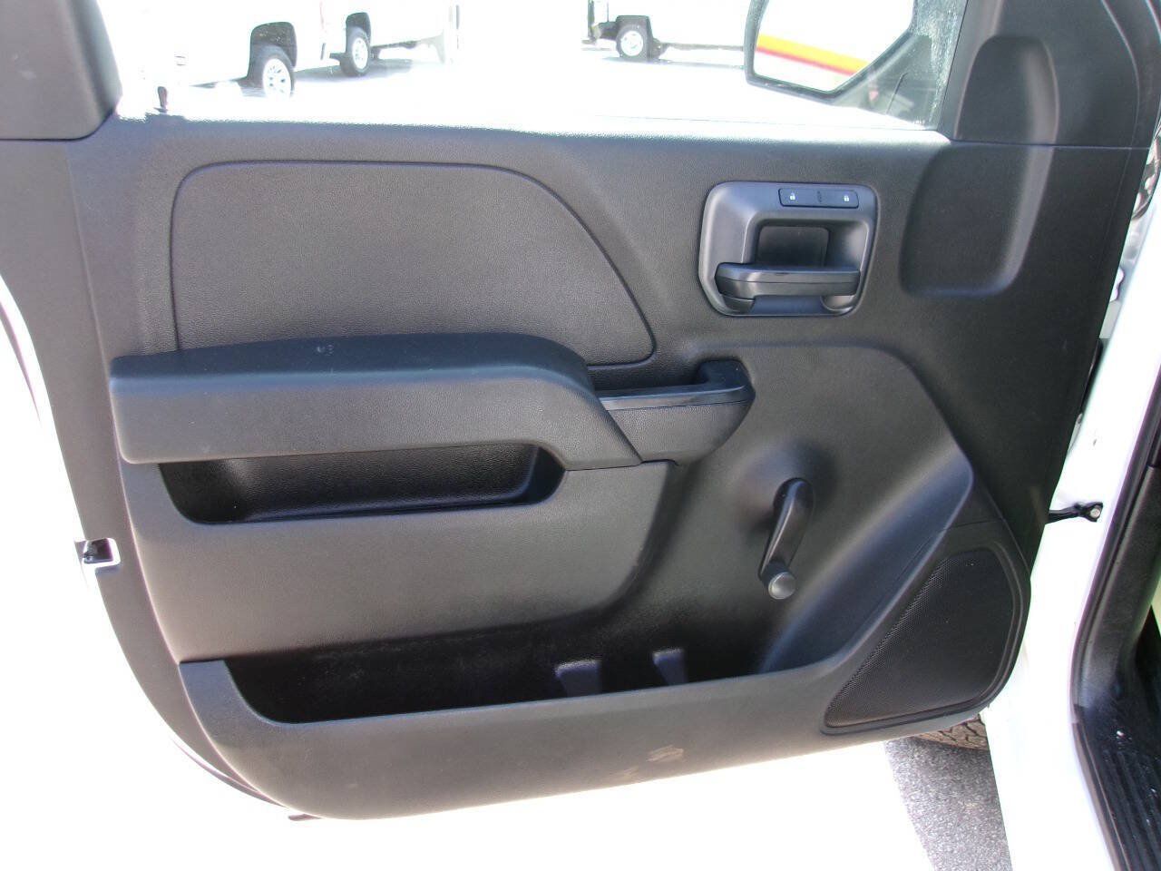 Used 2015 Chevrolet Silverado 1500 W/T w/ Trailering Package AWD/4WD image 12