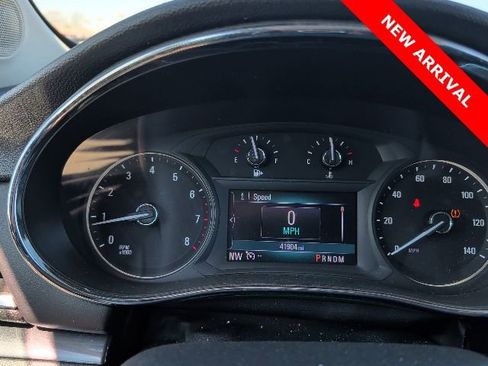 Used 2020 Buick Encore Preferred image 19