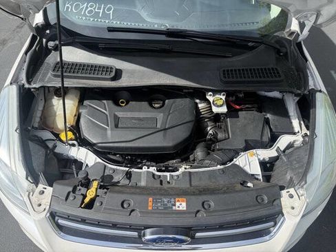 Used 2015 Ford Escape Titanium FWD image 19