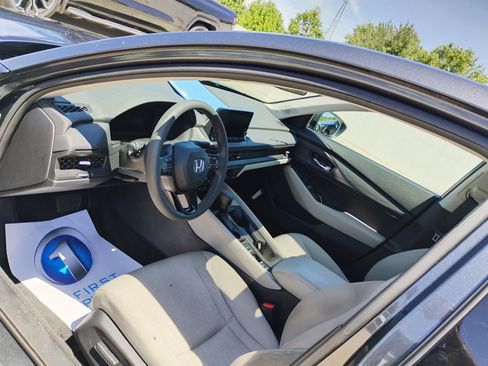 Certified 2023 Honda Accord EX image 30