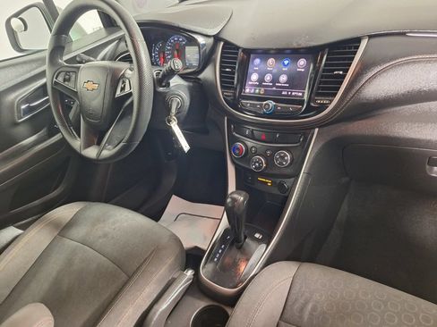 Used 2021 Chevrolet Trax LS w/ Tint and Cruise Package FWD image 26