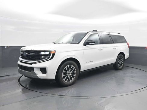 Used 2025 Ford Expedition Max Platinum image 4
