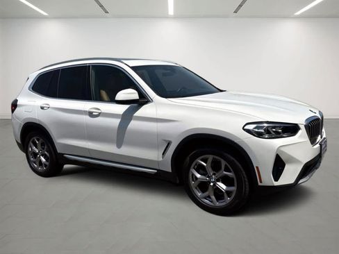 Used 2022 BMW X3 xDrive30i AWD/4WD image 6