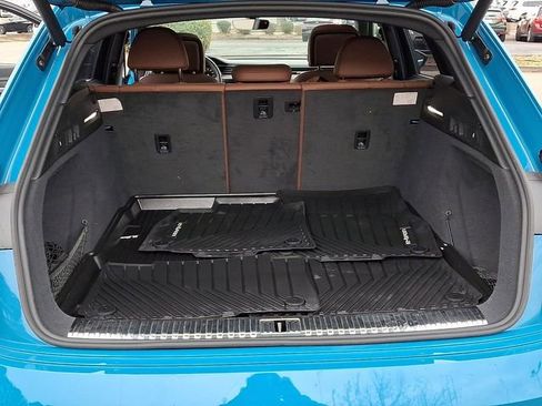 Used 2019 Audi e-tron Prestige image 35