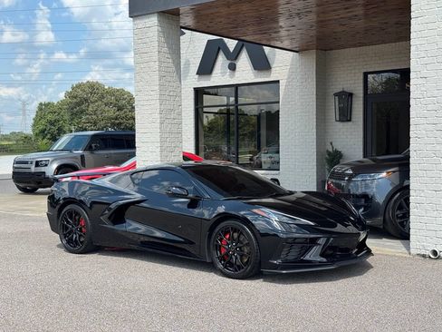Used 2025 Chevrolet Corvette Stingray Preferred Cpe w/ Z51 Performance Package RWD image 1
