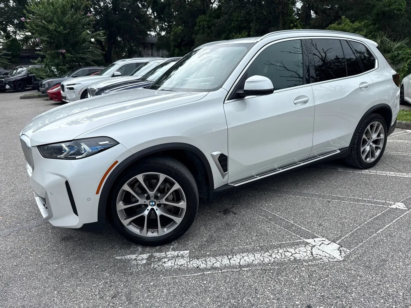 Used 2024 BMW X5 sDrive40i RWD image 3