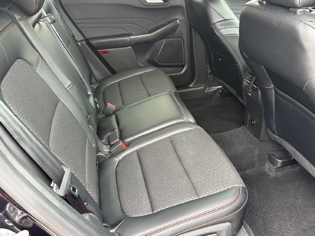 Used 2024 Ford Escape ST-Line w/ Tech Pack #1 AWD/4WD image 11