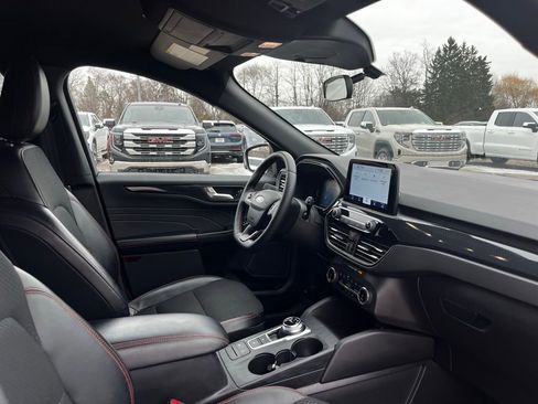 Used 2025 Ford Escape ST-Line Select image 38