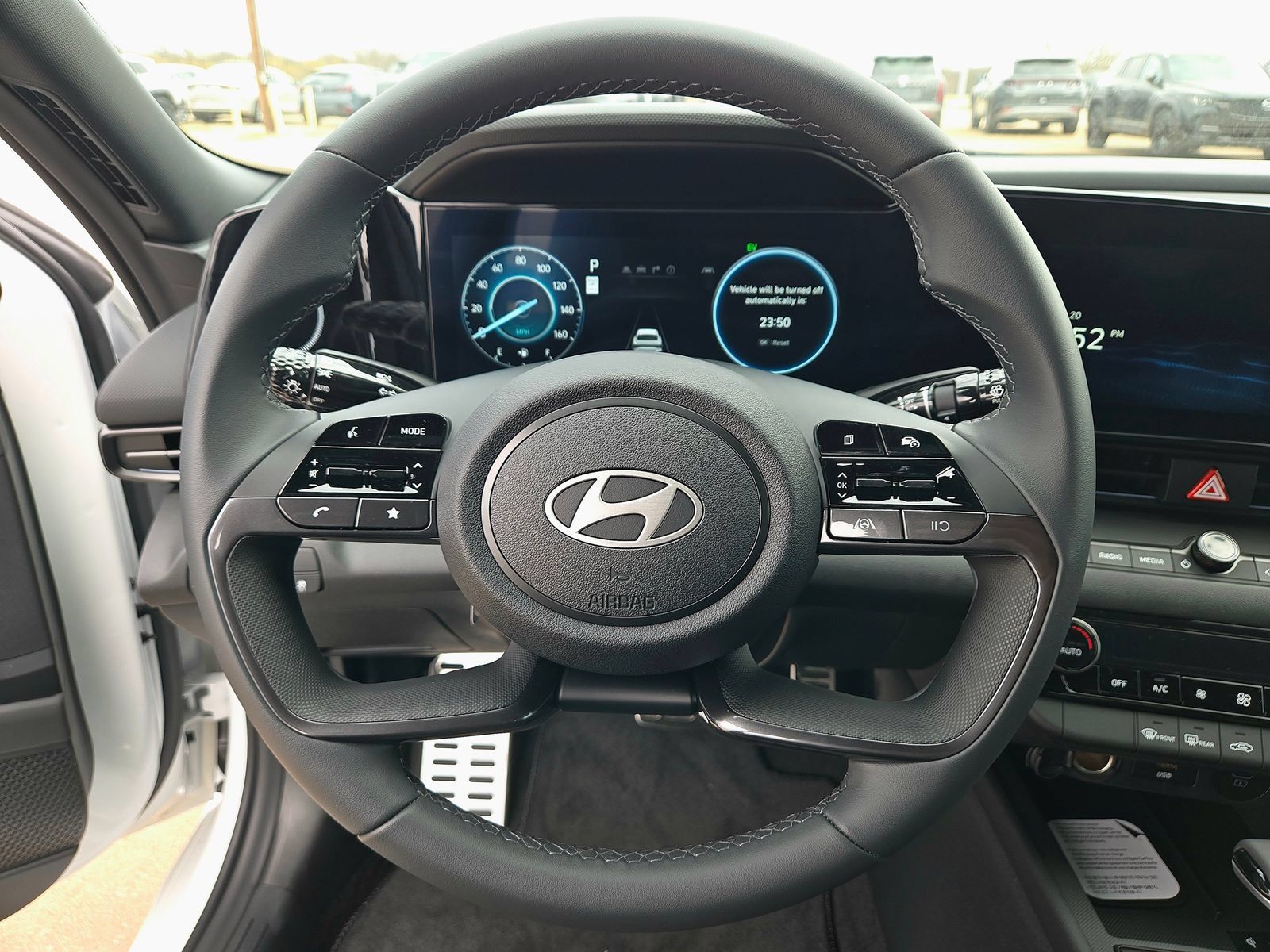 New 2026 Hyundai Elantra SEL FWD image 10