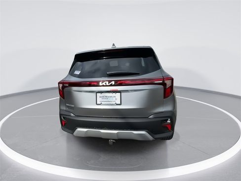 New 2026 Kia Seltos LX image 7