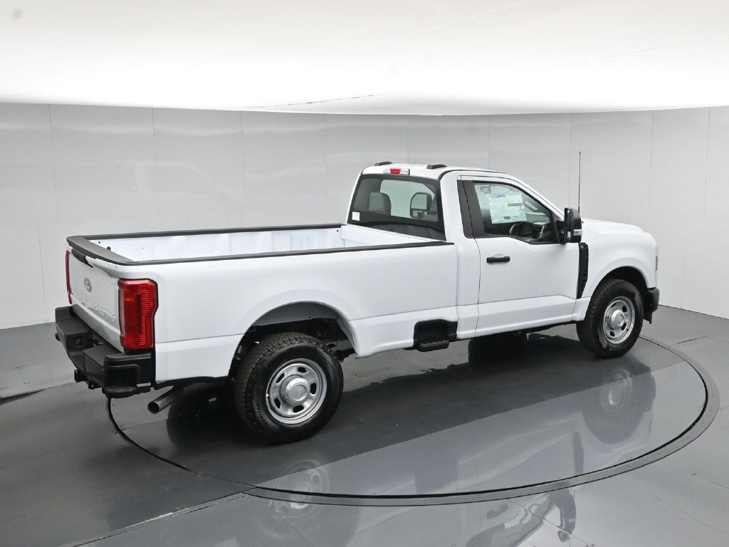 New 2027 Ford F350 XL w/ XL Chrome Package RWD image 35