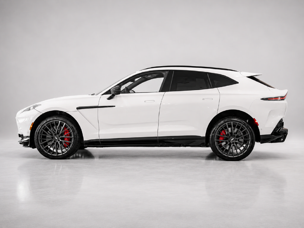 New 2026 Aston Martin DBX 707 AWD/4WD image 8